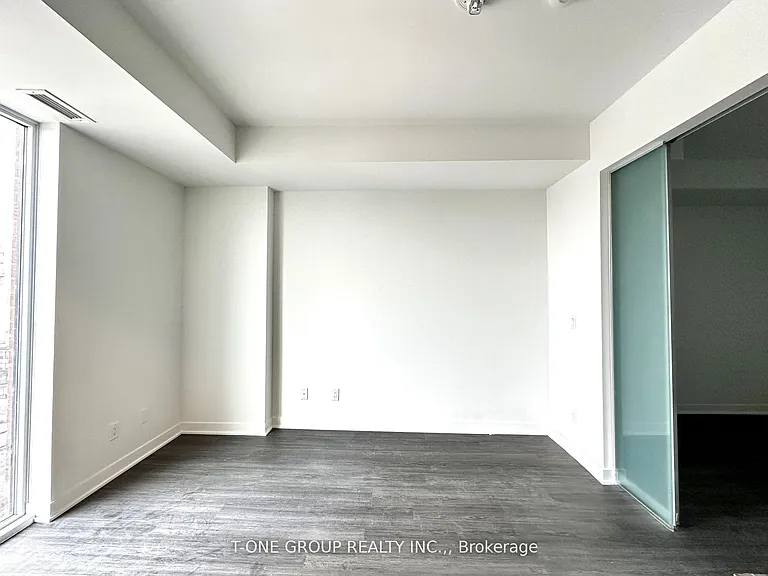 185 Alberta Ave #803 — Photo 9