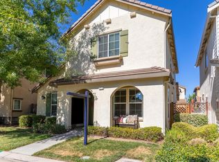 359 Carriage Ln, Oakdale, CA
