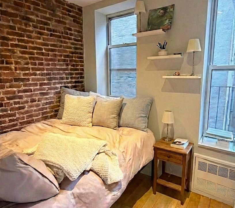 1st image of 249 Broome St APT 9