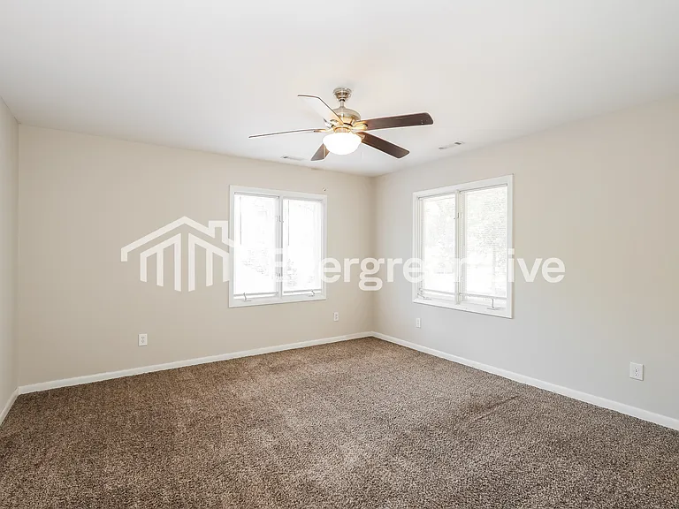 131 Driftwood Cir — Photo 12