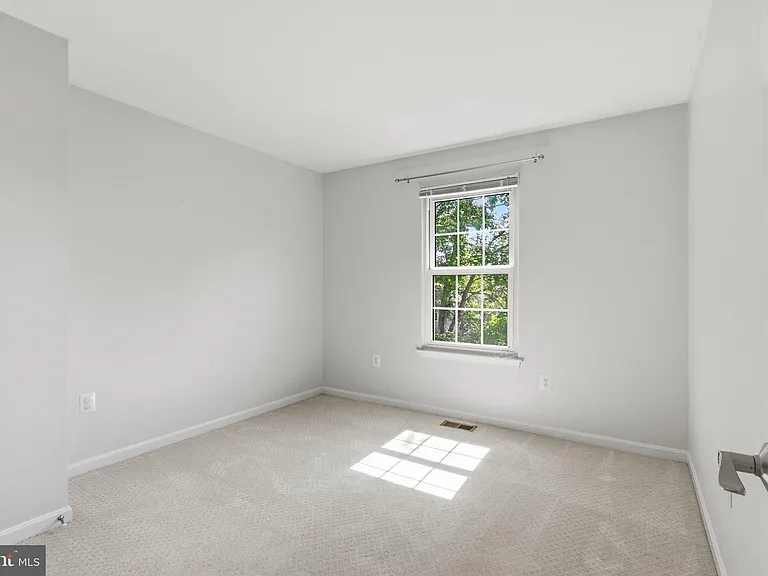 3946 Rosebay Ct — Photo 23