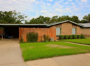 1918 Jacqueline Dr, Denton, TX 76205