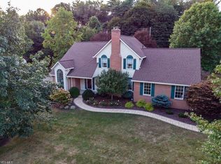 4031 Bramshaw Rd NW, Canton, OH 44718