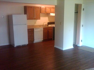 2nd image of 2813 Burnet Ave APT 2