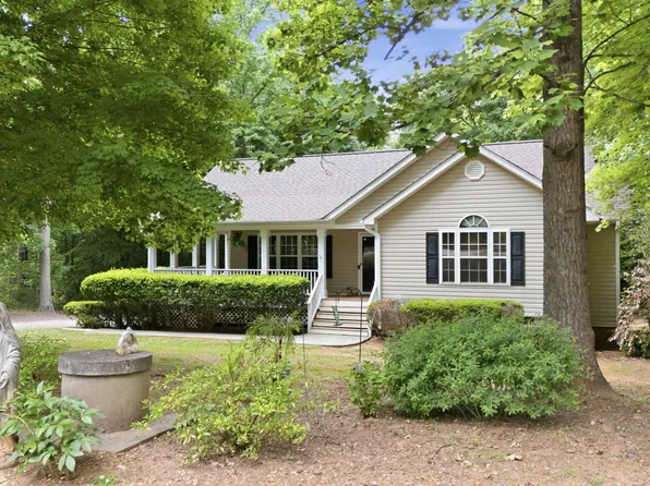 220 Hardwood Dr, Franklinton, NC 27525