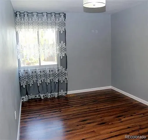 4 bed, 3.5 bath, 6700 sqft, $850 — Photo 2