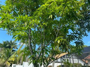 11822 Island Lakes Ln, Boca Raton, FL 33498