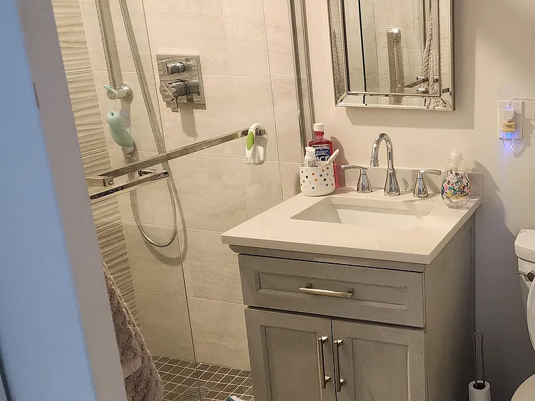 9400 Atlantic Ave #1005 — Photo 10