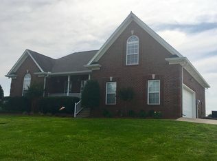 4002 Luchan Dr, Lebanon, TN 37087
