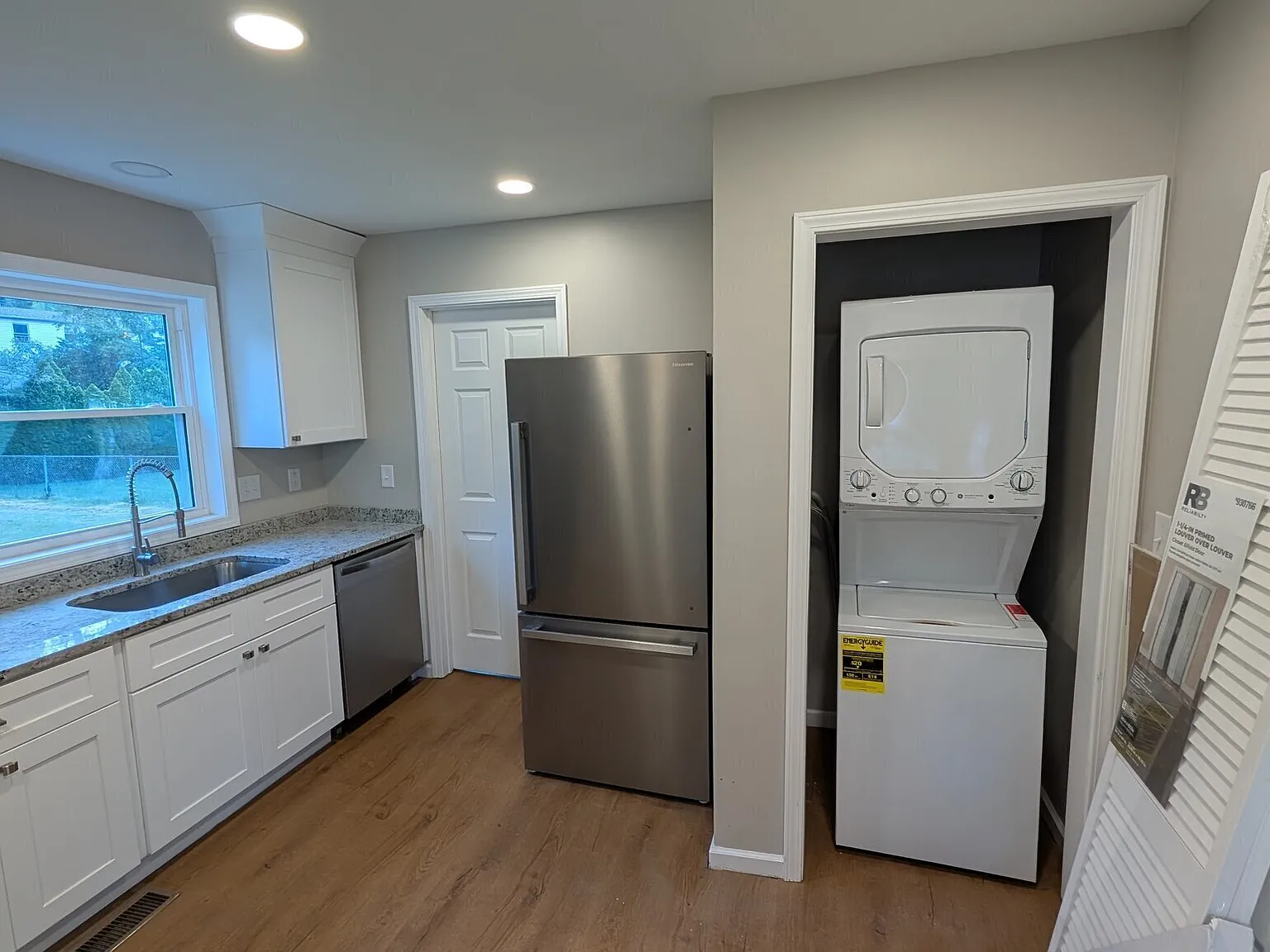 3 bed, 850 sqft, $1,550 — Photo 4