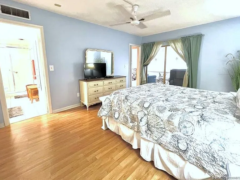 1800 SE Saint Lucie Blvd #10-207 — Photo 10