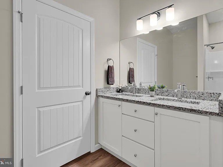 1000 Colby Ln #1101 — Photo 30