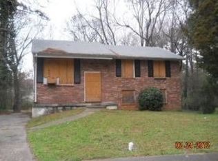 6734 Black Twig Ct, Riverdale, GA