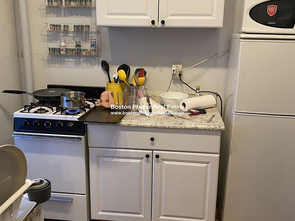 52 Charlesgate East #166 Boston - Fenway Unit Photo 1 (1)