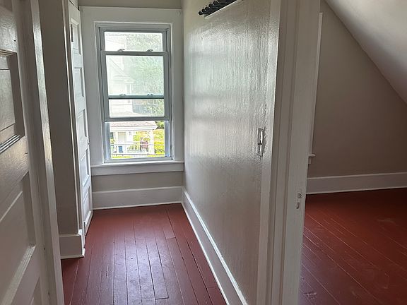 front entrance hallway nook and closet
