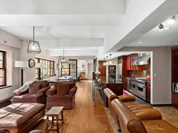 202 Spring Street image 8 of 10