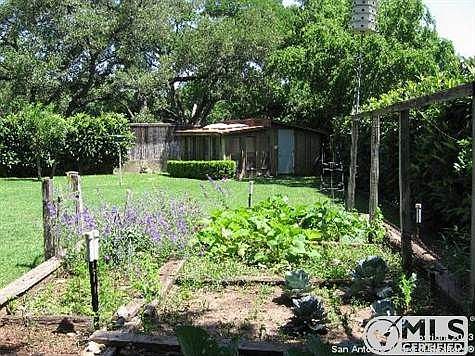 4th image of 1402 Haskin Dr