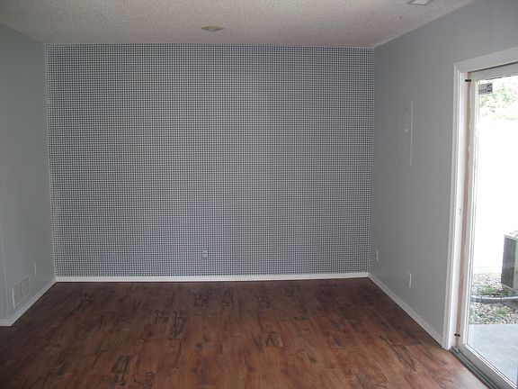 3rd image of 1732 Granada Ln