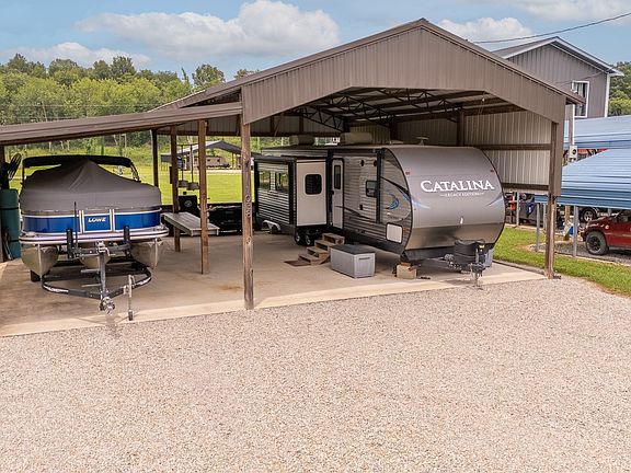 2nd image of 1038 Wc Pickett Rd