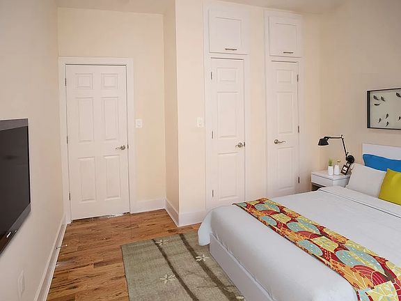 5th image of 250 Clarkson Ave #102