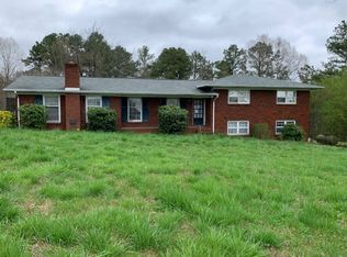 1215 Fairview Rd NW, Calhoun, GA 30701