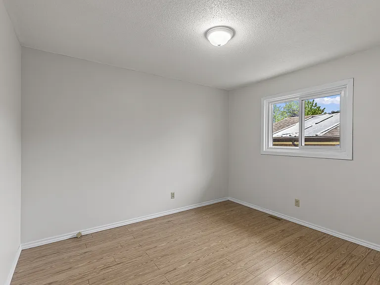 477 Rippleton Rd — Photo 15