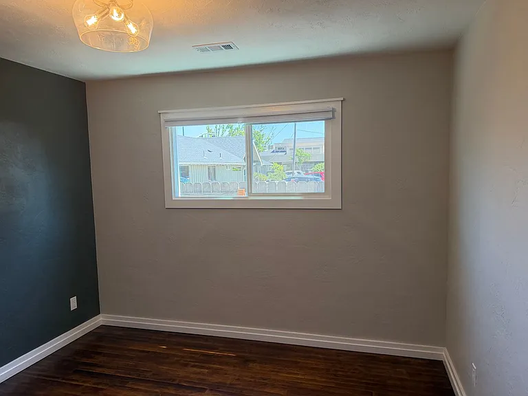 1331 G St — Photo 28