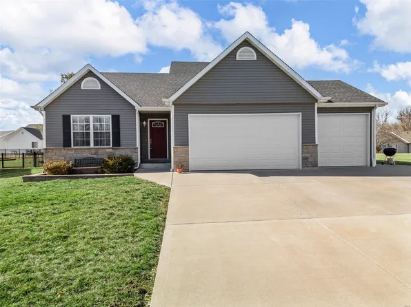10829 Mahogany Dr, Foristell, MO 63348