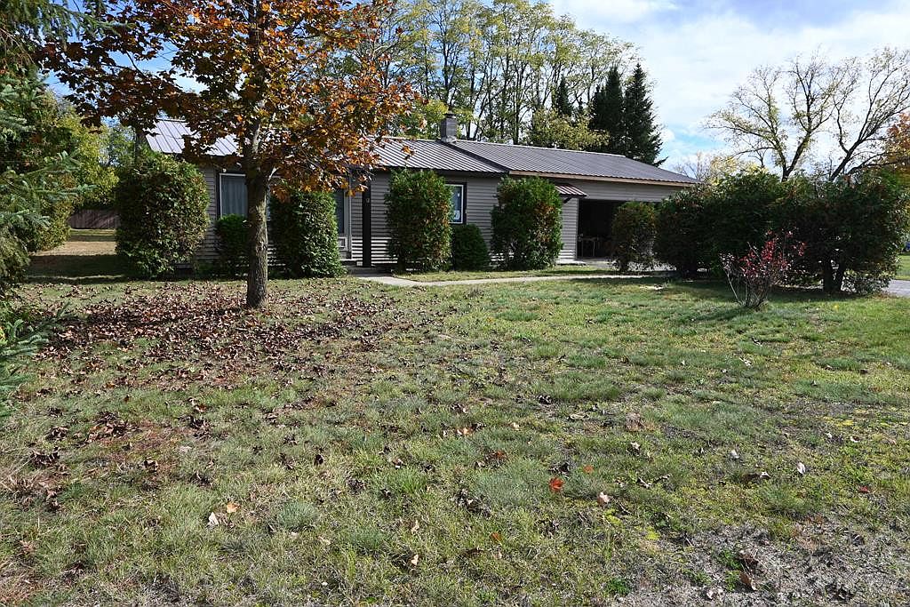 12 & 10 Pine St, Keeseville, NY 12944 Zillow