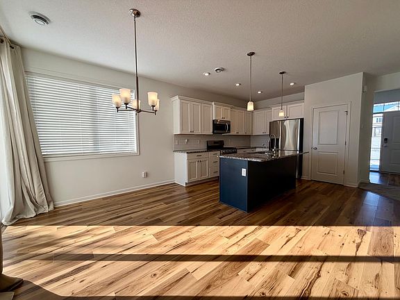 5th image of 1465 100th Ave NW