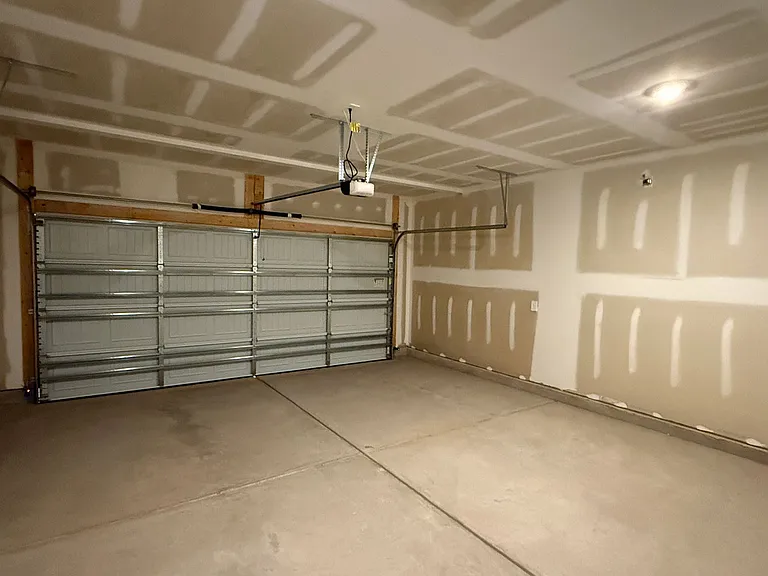 436 Luna Ln — Photo 18
