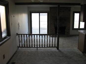 5th image of 19153 Hyde Park Ct