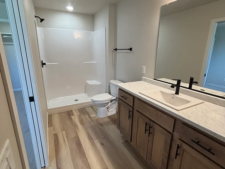 217 E Countryside Ave — Photo 29