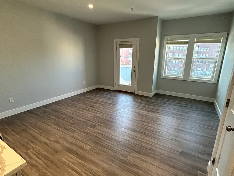 63 Nantasket Ave — Photo 6