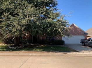 308 Sparrow Hawk Dr, McKinney, TX 75070