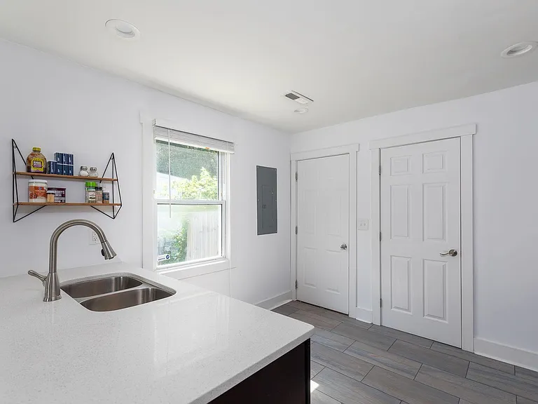 2703 Oneal Dr — Photo 9