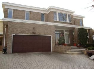 2565 Glenn Dr, Bellmore, NY 11710