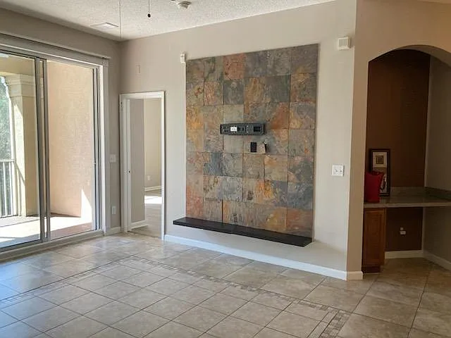 3 bed, 1369 sqft, $1,700 — Photo 3