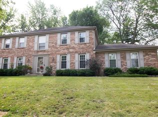 1129 W Whytecliff Rd, Palatine, IL 60067