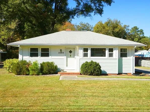 2204 W Carver St, Durham, NC 27705