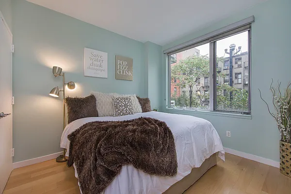 Rented by Keller Williams NYC | media 15