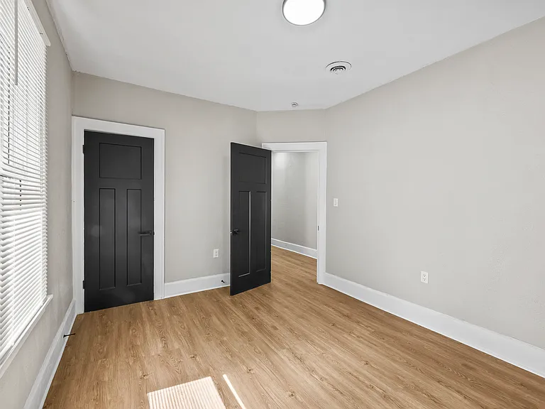 2254 Taylor St #2 — Photo 18