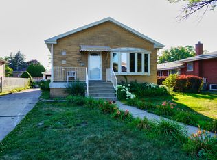 10206 Kedvale Ave, Oak Lawn, IL 60453