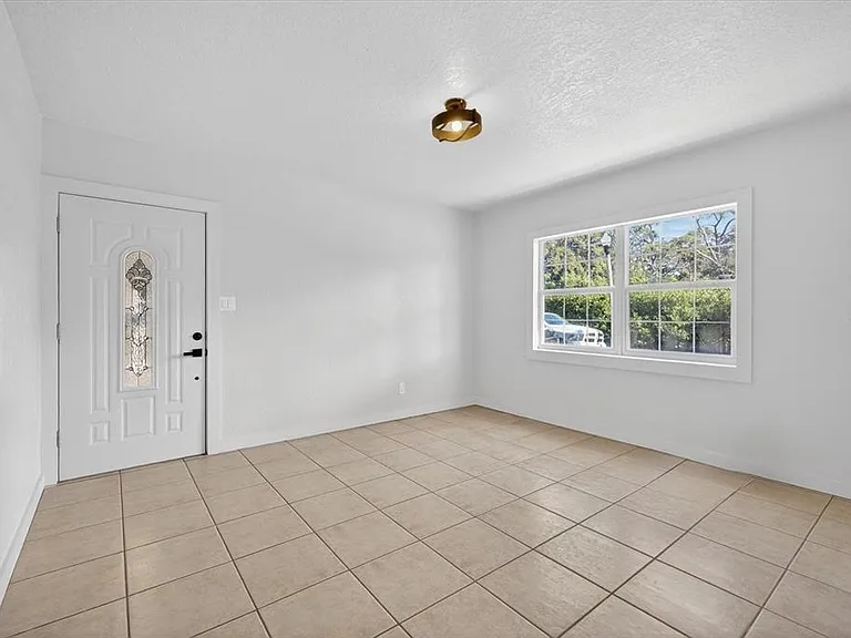 773 W Harbor Dr S — Photo 12