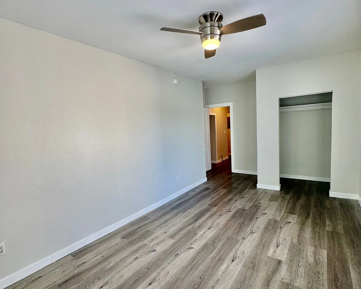 7524 Sepulveda Blvd — Photo 4
