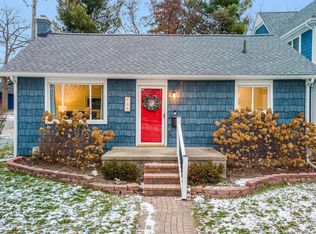 730 Renshaw St, Rochester, MI 48307