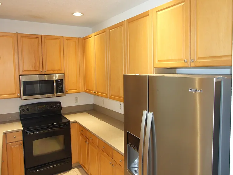 1554 Limetree Bay Ave — Photo 8