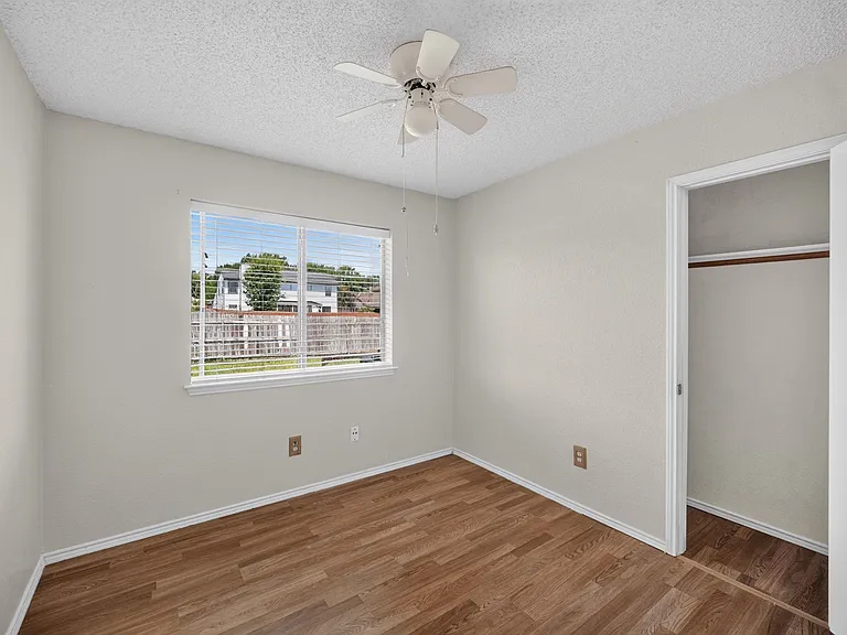 6206 Tidewater Dr — Photo 11