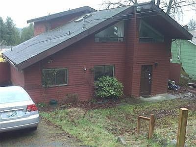 2nd image of 19252 14th Ave NE
