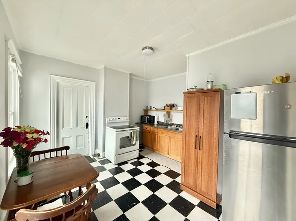 1 High St #3, Brunswick, ME 04011